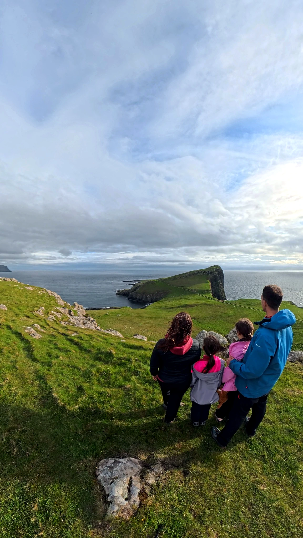 Neist Point na Isle of Skye podczas rodzinnego wyjazdu