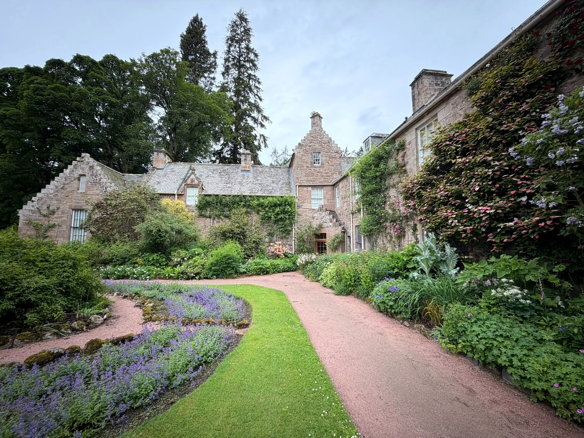 Cawdor Castle – największe zaskoczenie wśród zamków na naszej trasie.