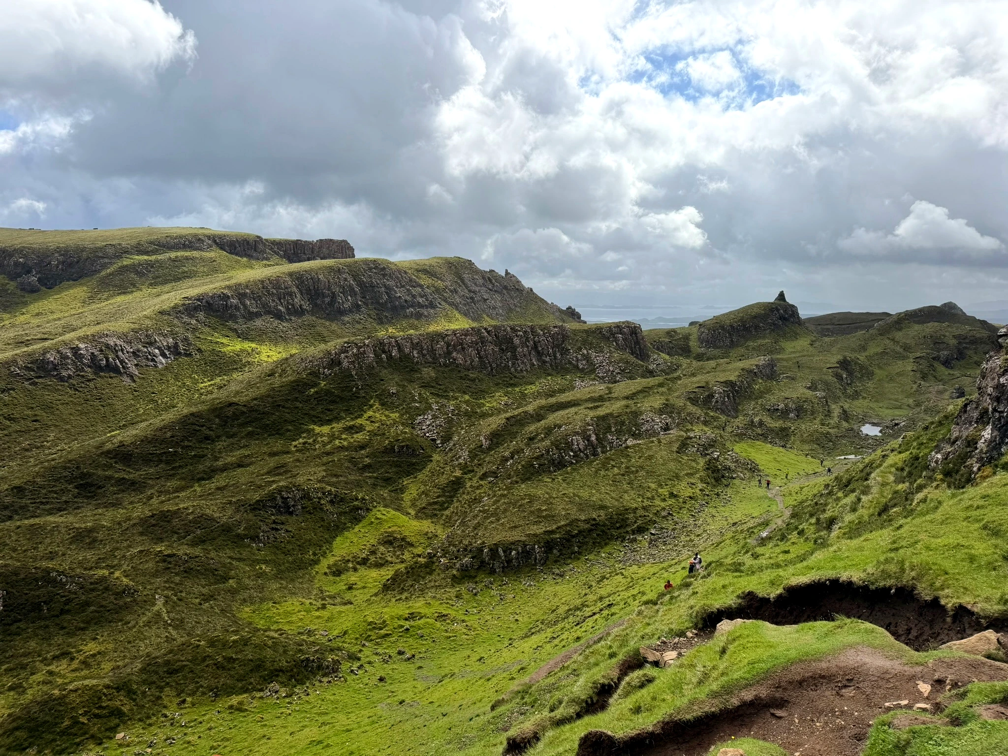 Quiraing na Isle of Skye – krajobraz z naszej rodzinnej trasy.