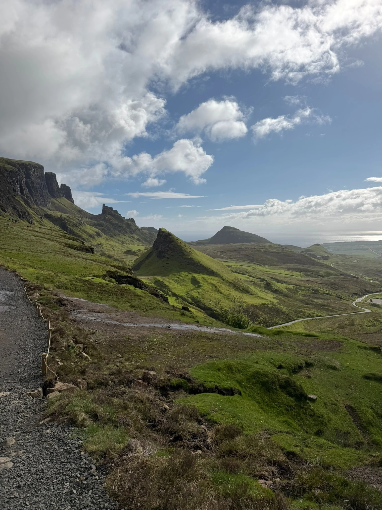 Droga prowadząca w stronę Quiraing na Isle of Skye