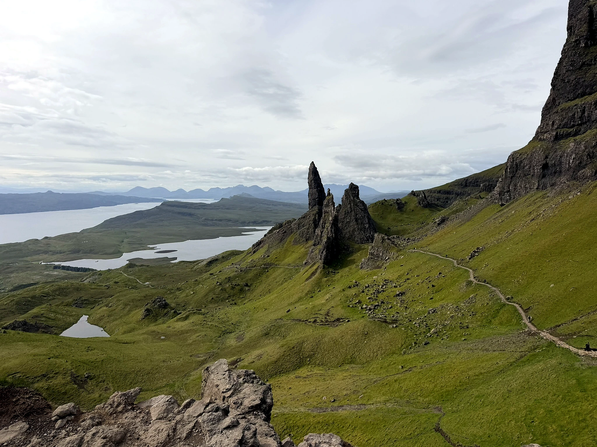 Old Man of Storr na Isle of Skye — Szkocja z dziećmi